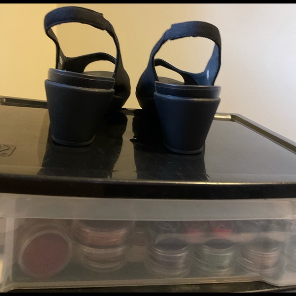 Duel Crocs Comfort sling back 👍 In Black 10W - Picture 5 of 7